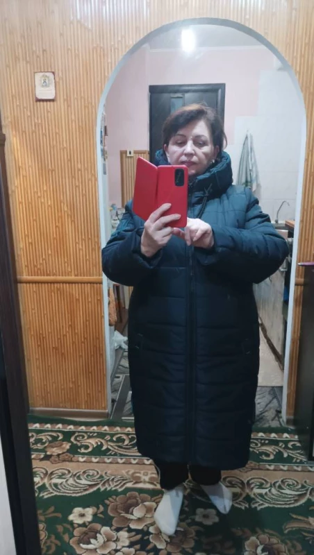 Пальто жіноче зимове,теплюще.