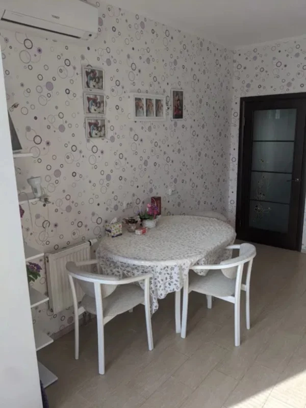 Квартира 2-кімн. продаж Харків, Индустриальный – 72 м²