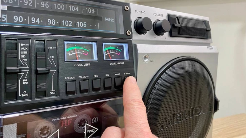 Продам MEDION Life® P66538  Retro Ghetto Blaster, абсолютно новий, Дніпро — 3/5