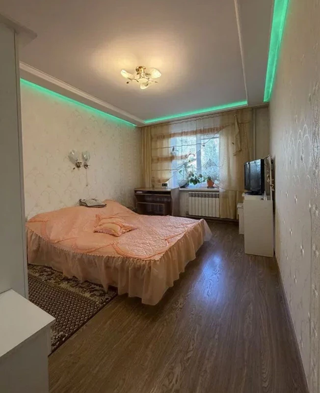 Квартира 3-кімн. продаж Дніпро, Индустриальный р-н – 43 м², Днепр — 6/12