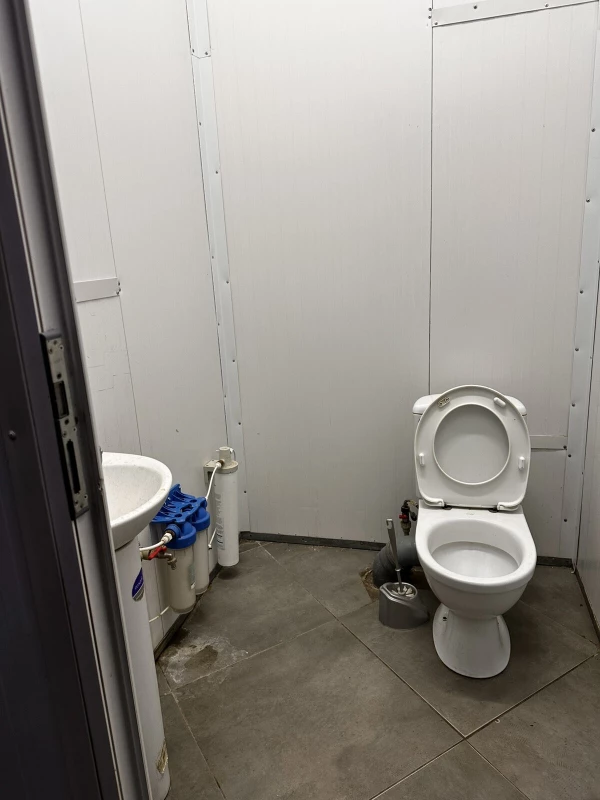 Комерційна нерухомість – 585 м², Бережаны — 10/10