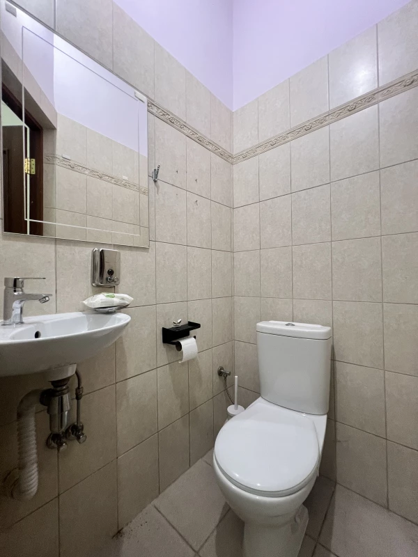 Комерційна нерухомість – 63.1 м², Киев — 15/15