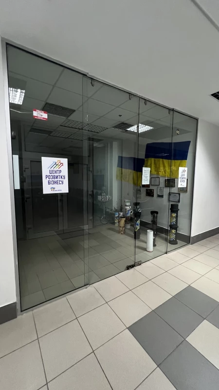 Комерційна нерухомість – 29.5 м², Черкаси — 4/6