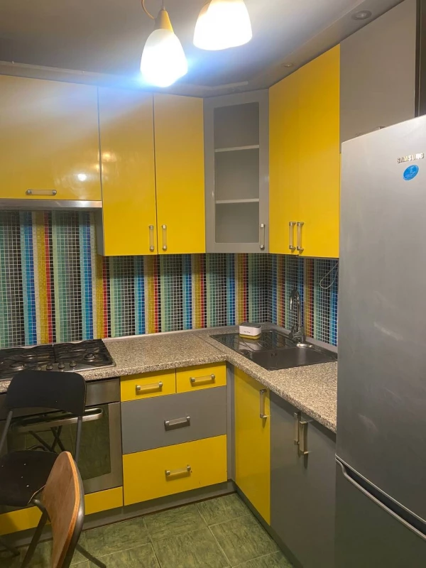 Квартира 3-кімн. оренда Київ, Дніпровський – 60 м²