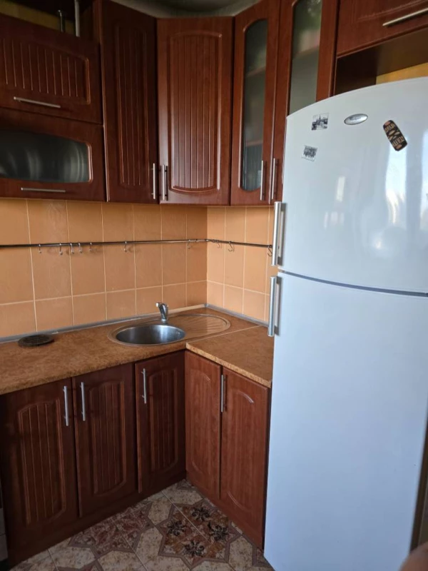 Довгострокова оренда 073 129 87 39, Київ — 4/14