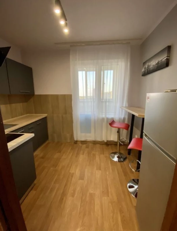 Квартира 1-кімн. продаж Київ, Голосеевский – 37 м²