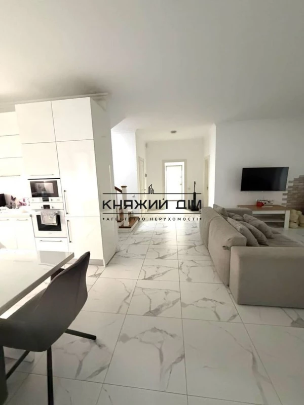 Будинок 0-кімн. оренда Київ, Солом'янський р-н – 200 м², Київ — 6/15