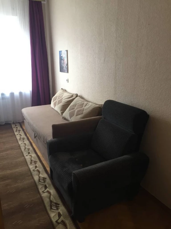 Здаю кімнату в аренду жінці на Позняках, Київ — 4/5