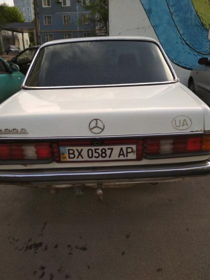 Продам Mercedes-Benz W123 1980г.в