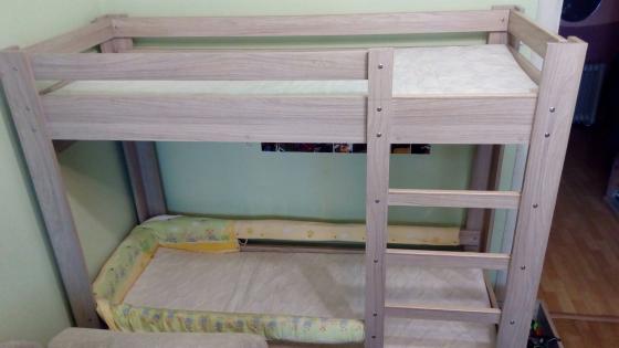 Дитяче двухярусне ліжко+2матраси