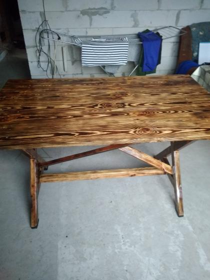 Продам стіл дерев'яний 1.40 на 90