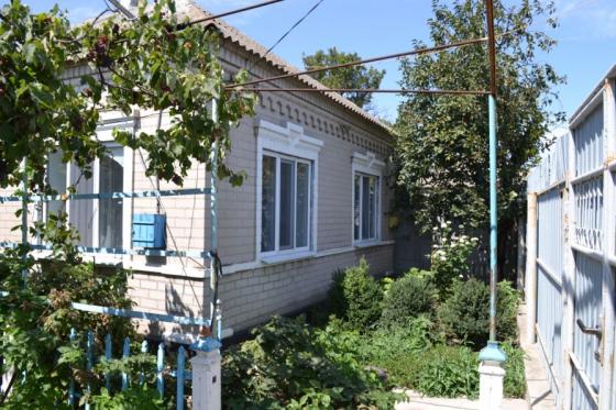 Продам жилой дом в Геническе