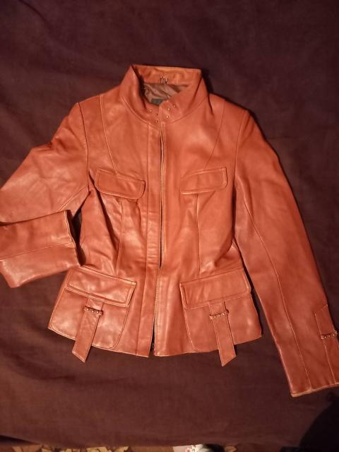 Кожаный пиджак 36р продам