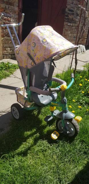 Продам триколісний дитячий велосипед