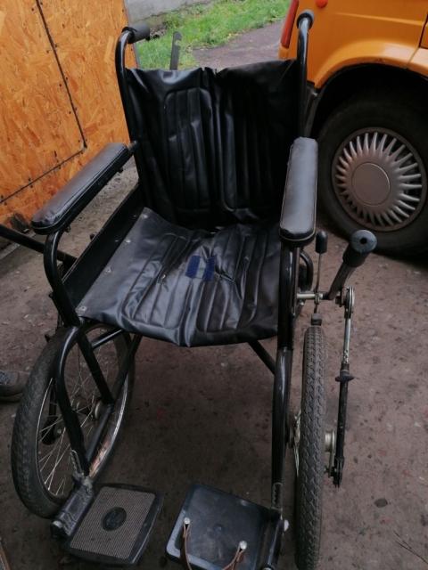 Технічно справні інвалідні візки