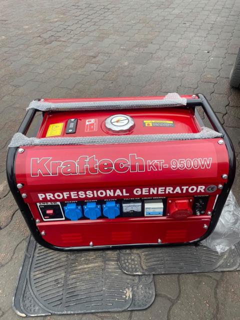 Продам бензиновий генератор Kraftech