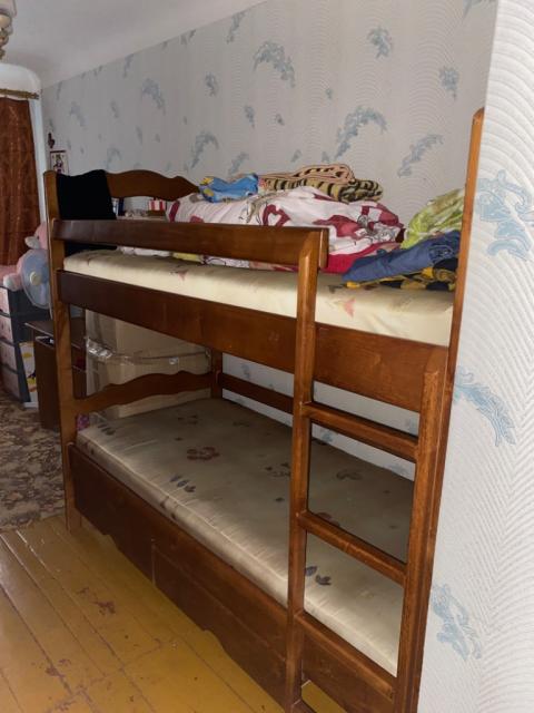Продам двухповерхову кровать