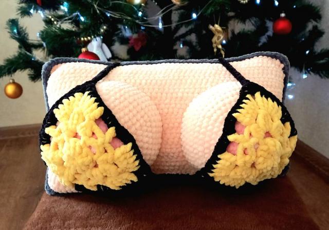 М'ягенька подушка ГРУДИ, ручної роботи Чудовий подарунок для тих, хто має гарне плчуття гумору