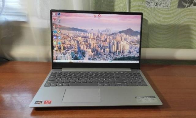 Продаю Ноутбук Lenovo IdeaPad 330S-15ARR