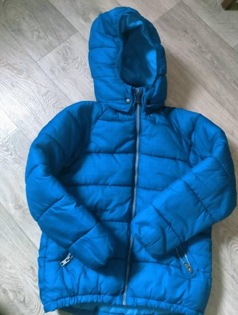 Детская куртка на мальчика 8-9 лет