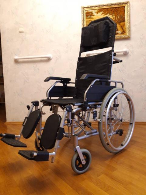 Коляска інвалідна  MILLENIUM RECLINER Italy