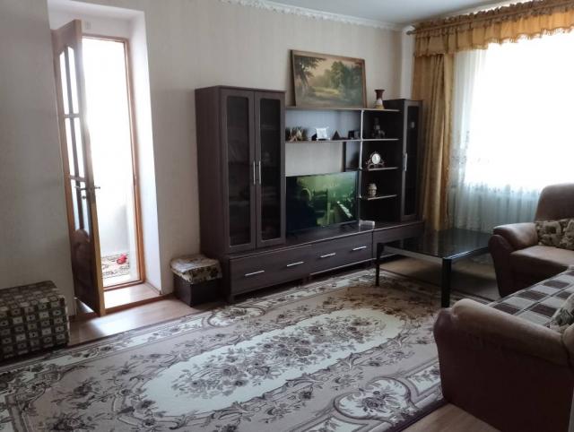 Квартира 2х ком ,гараж,альтанка,підвал