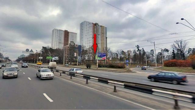 Киев. Участок в собственности Фасад пр-таПобеды 1.1га. Метро 290 м
