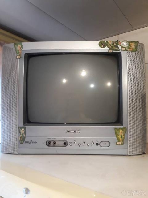 Телевізор Toshiba BOMBA 14CS2R з пультом у відмінному стані