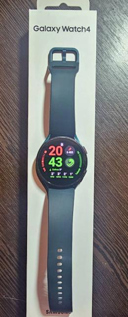Продам смарт часы Samsung Galaxy Watch 4 44mm