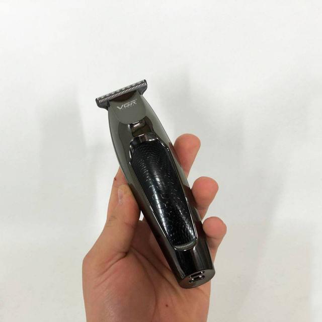 Бездротова машинка для стрижки волосся VGR V-030