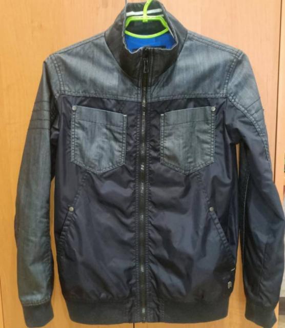 Куртка H&M підліткова, чоловіча  1'58/164 ріст стильний дизайн,із вставками під джинс.