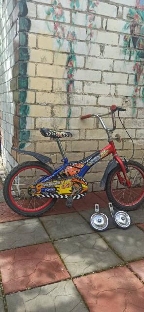 Продам детский велосипед в хорошем состоянии для ребенка 4 до 8 лет