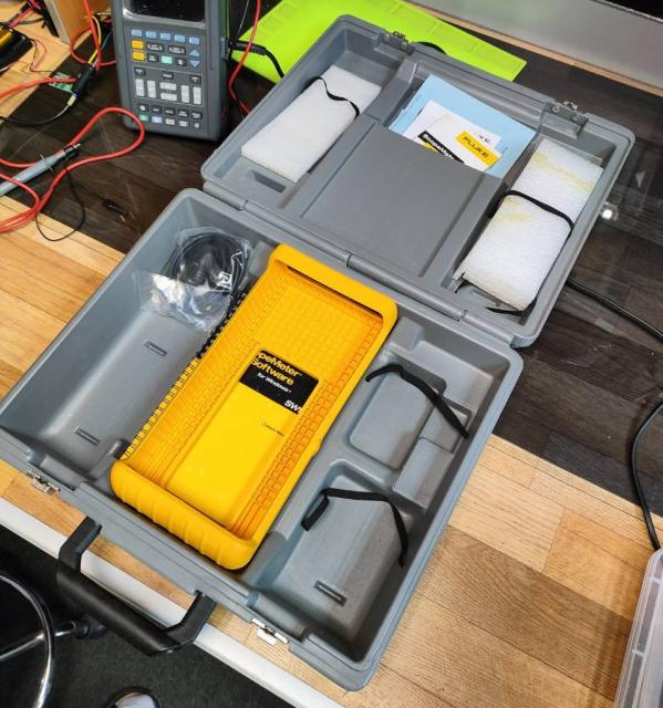 Fluke 105B Портативный цифровой Осциллограф-мультиметр, Покровське — 4/4