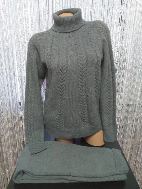 В'язаний костюм Denim Deluxe, Кременчук — 1/4