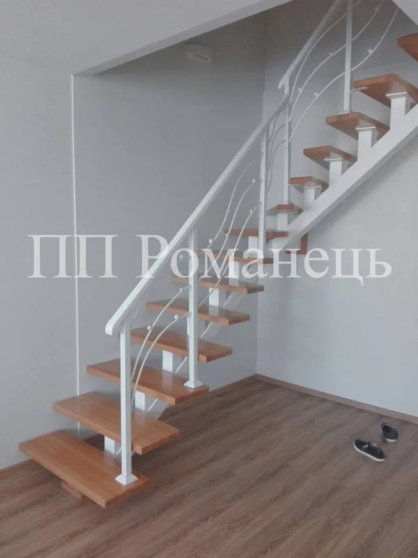 Відкриті сходи на металевому каркасі Львів, Львів — 3/4