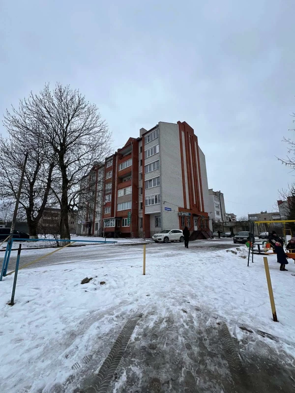 Квартира 3-кімн. продаж Велика Березовиця – 50 м², Великая Березовица — 6/9