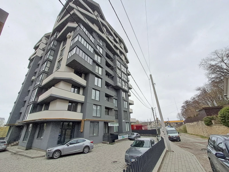 Комерційна нерухомість – 67 м²