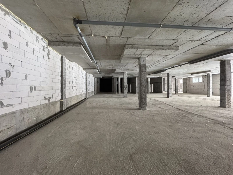 Комерційна нерухомість – 1007.1 м², Кременец — 10/15