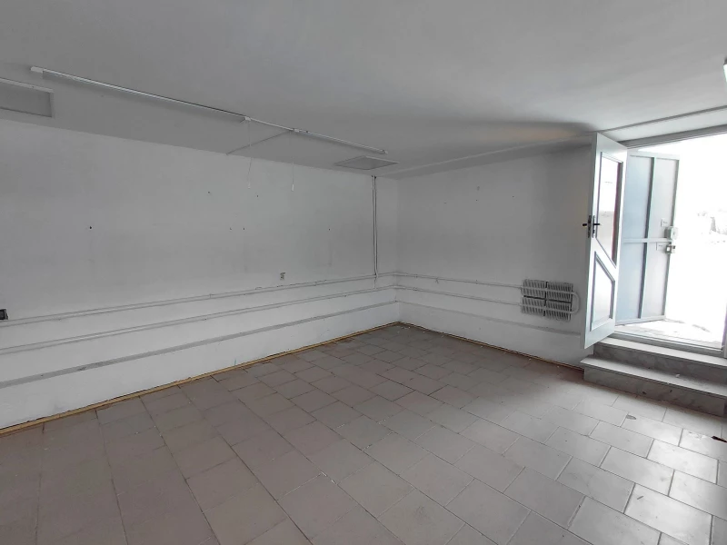 Комерційна нерухомість – 134 м², Подгородное — 2/11