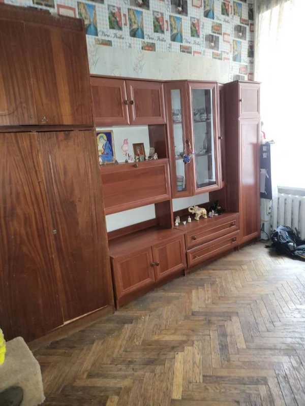 Сдам комнату в центре для девушки, Одесса — 1/8