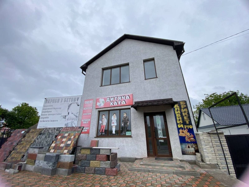 Комерційна нерухомість – 104.2 м², Шумск — 2/15