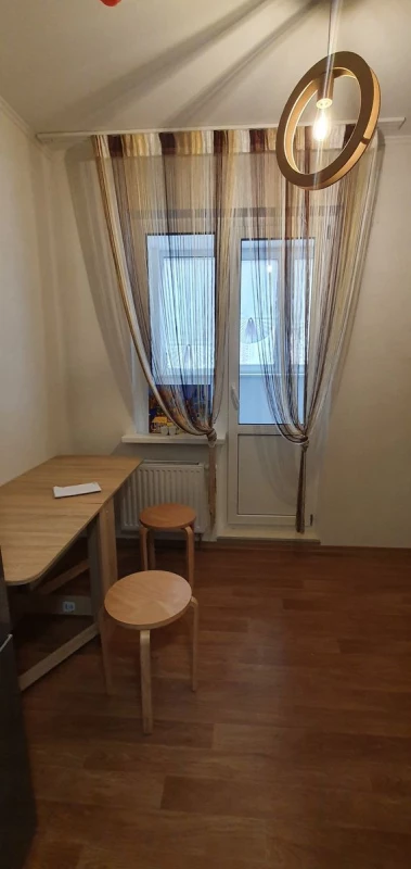 Квартира 2-кімн. оренда Київ – 30 м², Київ — 7/15