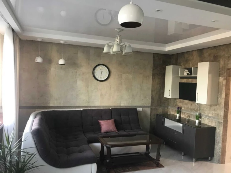 Квартира 3-кімн. оренда Київ, Печерский – 72 м²