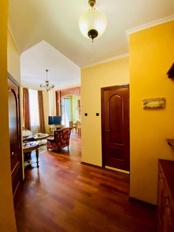 Квартира 2-кімн. оренда Київ, Печерский – 73 м²