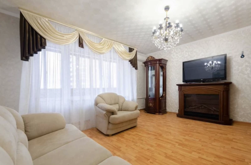 Квартира 3-кімн. оренда Київ, Печерский – 56 м²