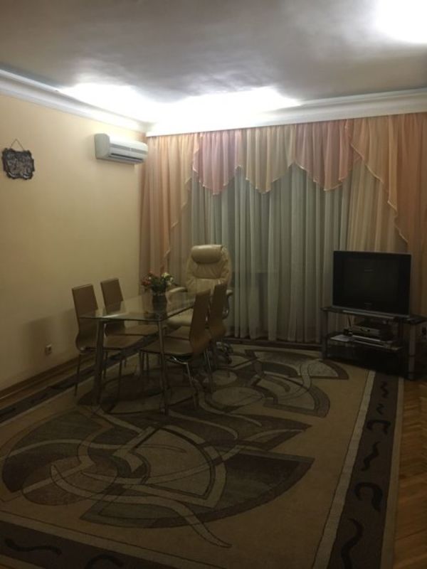 Квартира 2-кімн. продаж Київ, Шевченковский – 60 м², Київ — 3/5