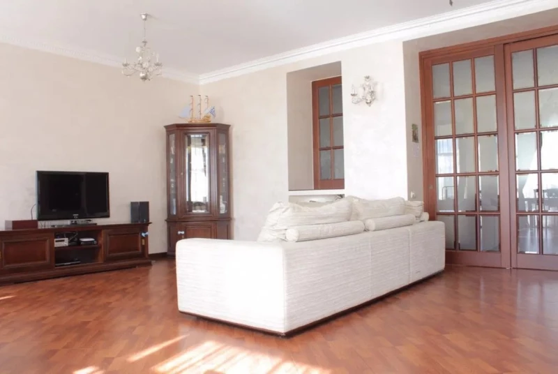 Квартира 4-кімн. продаж Київ, Печерский – 56 м², Київ — 2/7