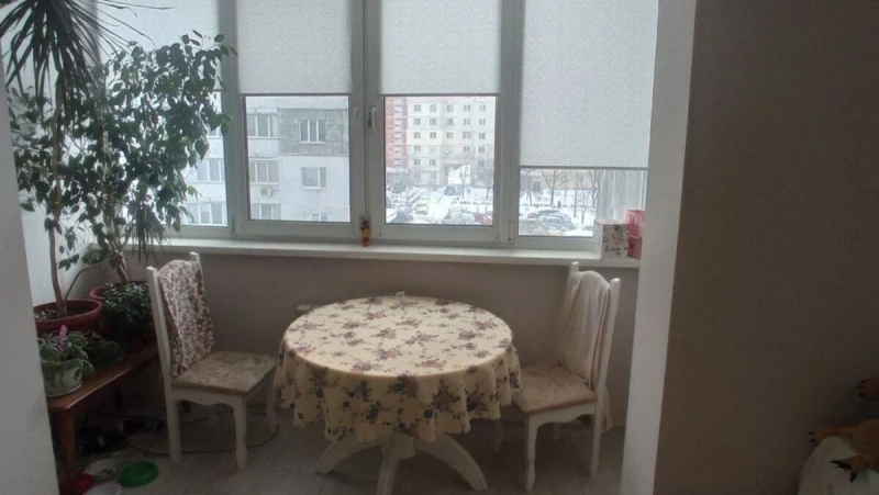 Квартира 4-кімн. продаж Київ, Оболонский – 54 м², Киев — 4/5