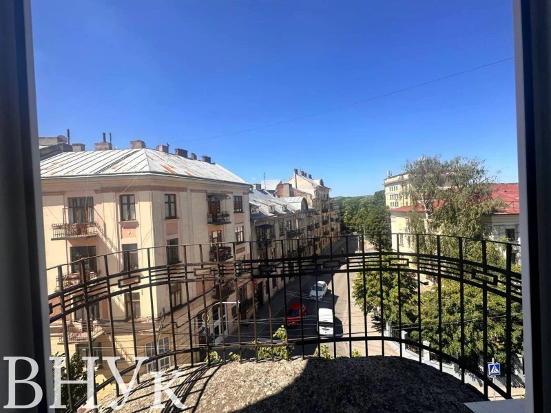 Квартира 2-кімн. продаж Чернівці, Центр – 48 м², Чернівці — 3/8