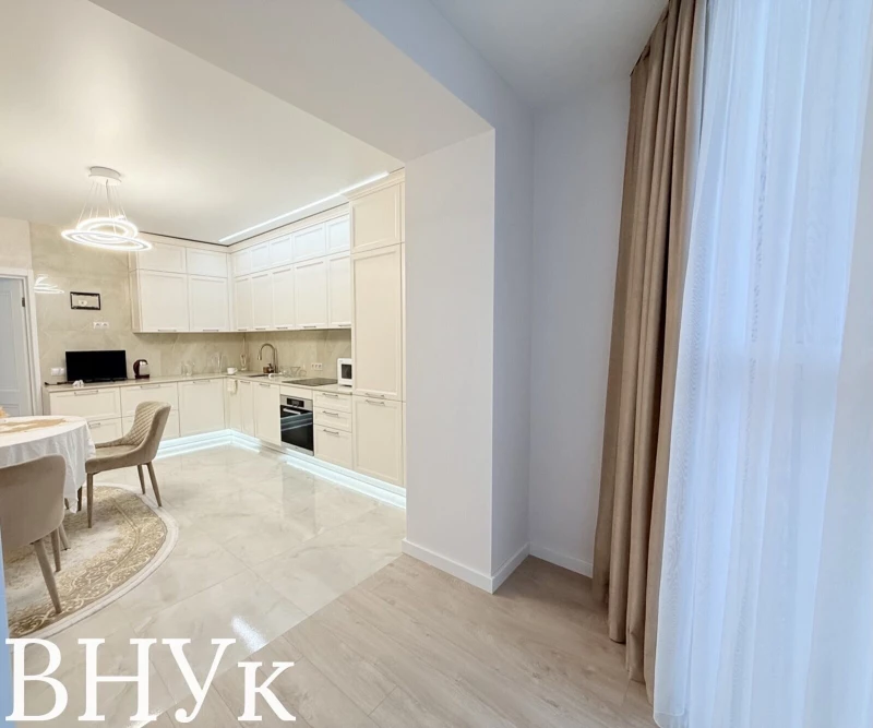 Квартира 2-кімн. продаж Луцьк, Центр – 35 м², Луцк — 8/15